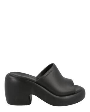 NEW SALVATORE FERRAGAMO women's deva sandals in black
